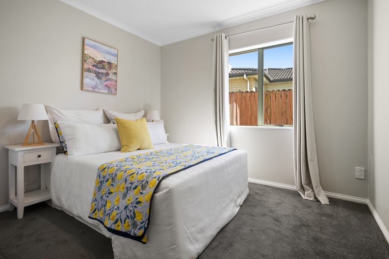 17 nuneaton drive flat bush